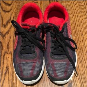 Nike 3 revolution